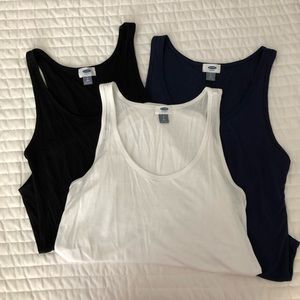 NWOT - Old Navy 3 tank top bundle - Small Tall.